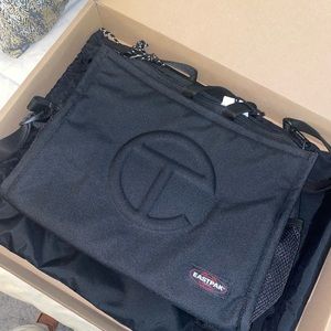 Telfar Eastpak Medium size tote bag